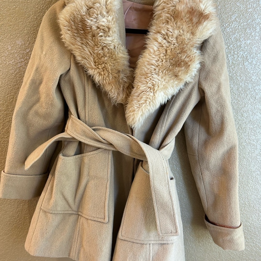 Vintage wool jacket faux fur collar size small trench coat tie closure